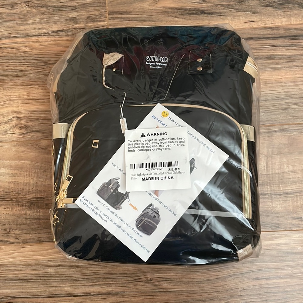 NWT diaper/bassinet bag